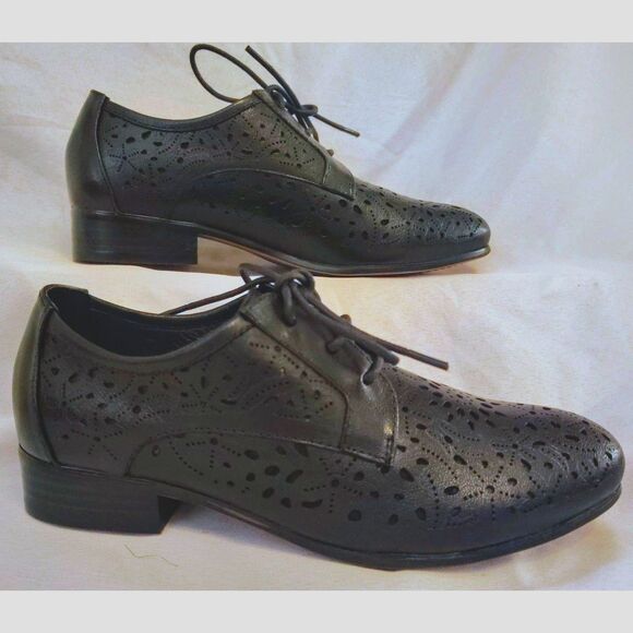 Mona Flying Handmade Shoes Leather Perforated Oxfords Brogue Derby Size 6.5 - Picture 1 of 9